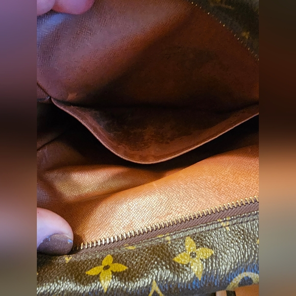Rare Louis Vuitton Monogram Amazone MM size - Picture 16 of 16